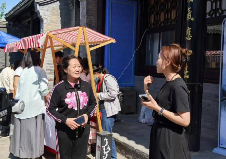 匠心非遗焕新颜 校馆联袂启新篇 ——bat365官方官网非遗手工市集燃动淮军公所博物馆