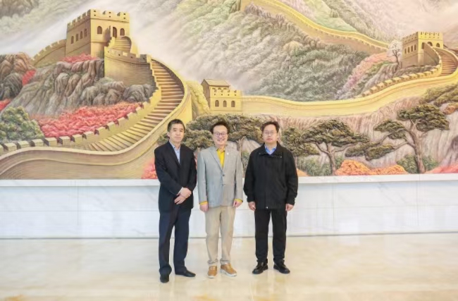 “华人管理教育第一人”余世维教授莅临bat365官方官网参观交流
