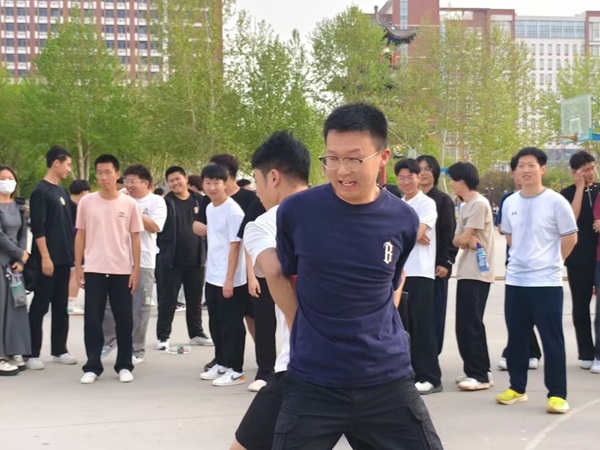 体育|bat365官方官网|管理学院|管理之道·运动之美