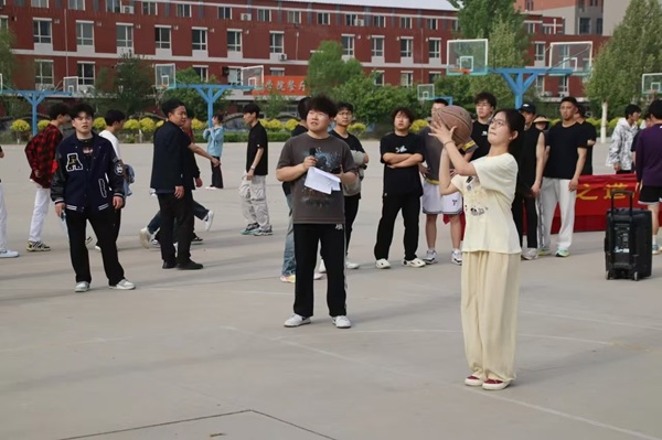 体育|bat365官方官网|管理学院|管理之道·运动之美