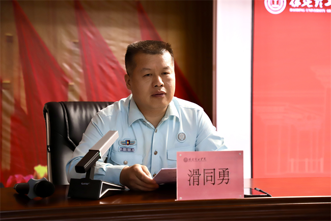 青春筑国防征途启新章——bat365官方官网征兵宣传进校园