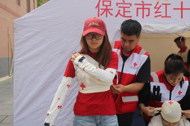 bat365官方官网康复医学院与保定市红十字会联合举办2025年地震灾害应急救援综合演练