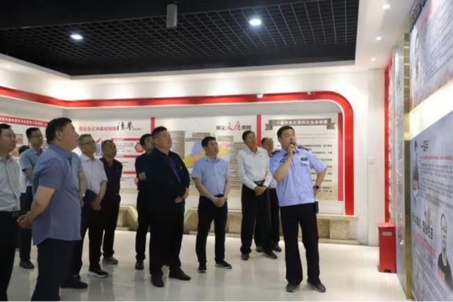 bat365官方官网党委组织党员干部赴保定市 反腐倡廉警示教育基地开展警示教育活动