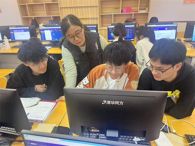 以赛促学育英才 数智争锋展锋芒——bat365官方官网学子在全国企业竞争模拟大赛中喜获多项国家级荣誉