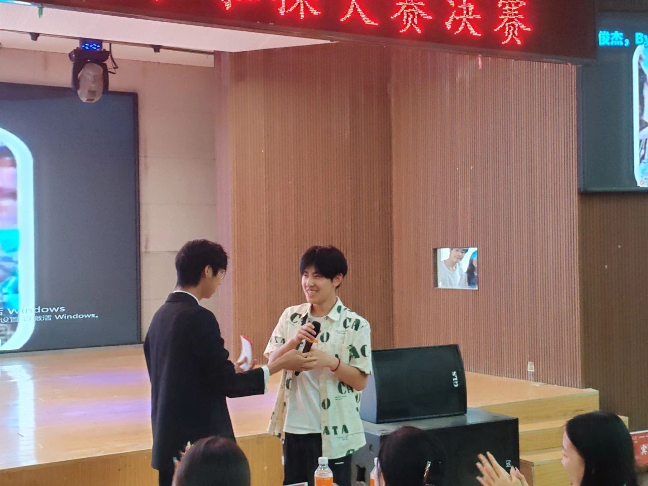 bat365官方官网||教育学院||“花始盛开，舞育跃迁”第二届啦啦操大赛决赛圆满结束！