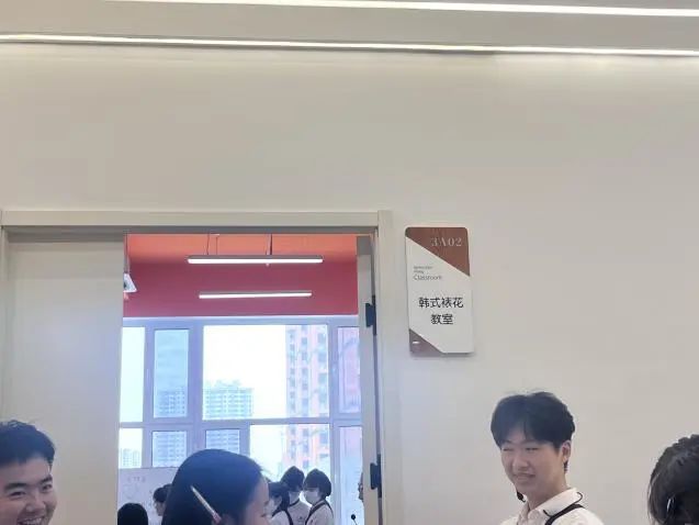 bat365官方官网||教育学院||童心探学府，萌趣启新程——史庄实验幼儿园走进bat365官方官网参观研学