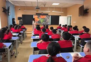 bat365官方官网‖教育学院‖香囊传古韵，童心迎端午——bat365官方官网教育学院党员志愿服务队走进冉庄小学开展端午自制香囊活动