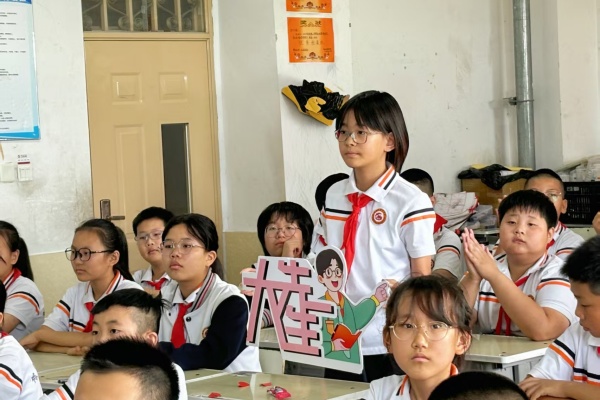 【大学生讲《大先生》】科学家精神进校园———bat365官方官网“青科声宣讲团”系列活动（五）