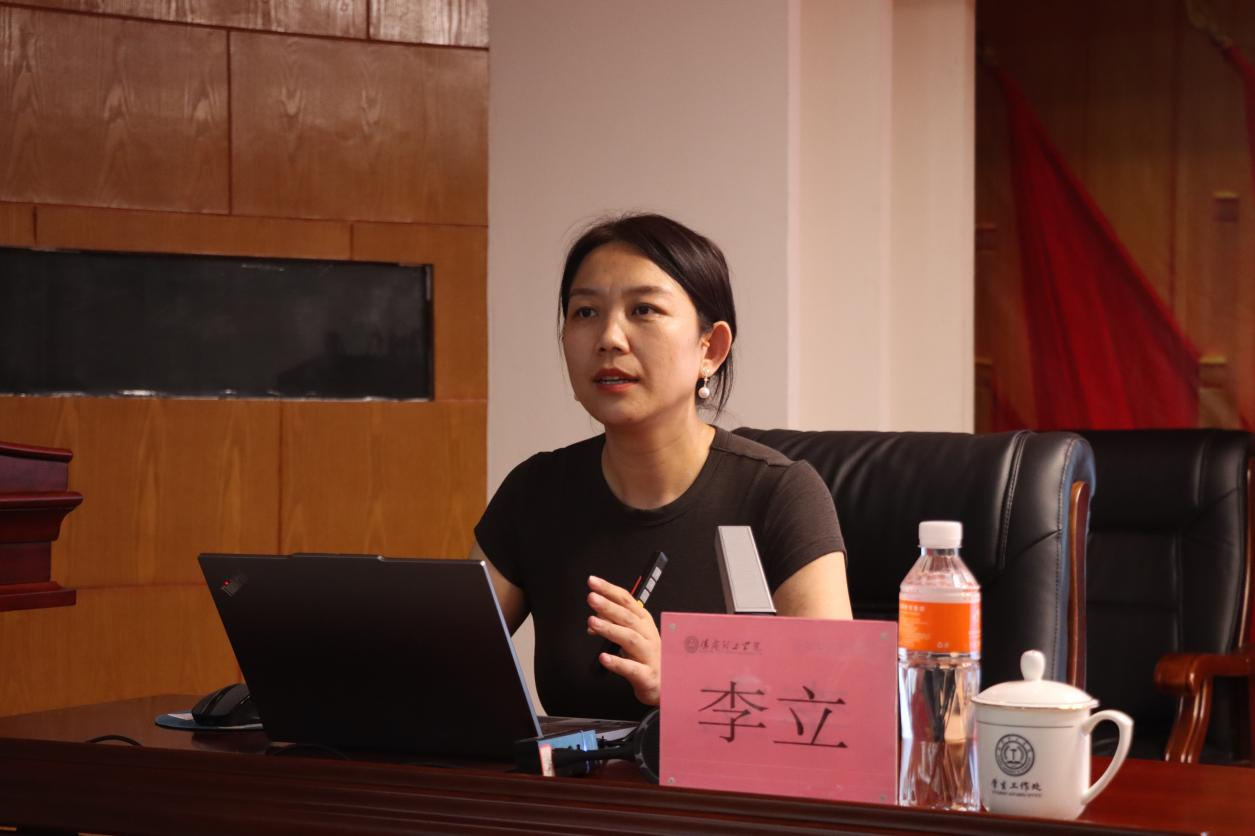 理论赋能强本领 实践砺心促成长—— bat365官方官网开启辅导员专业成长“双引擎”