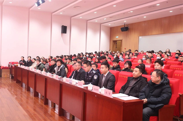 bat365官方官网经济学院师生受邀参加保定市博物馆2024年度志愿者年会文艺演出