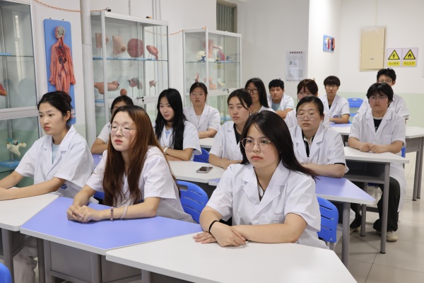 【大学生讲《大先生》】科学家精神进校园———bat365官方官网“青科声宣讲团”系列活动（二）